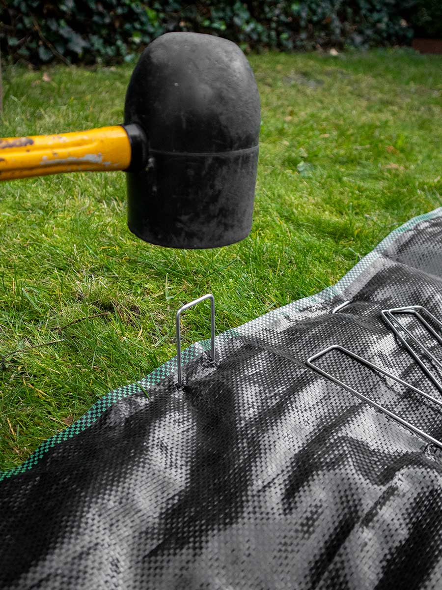 Grondpennen U-vorm verzinkt - Doos 20 Stuks