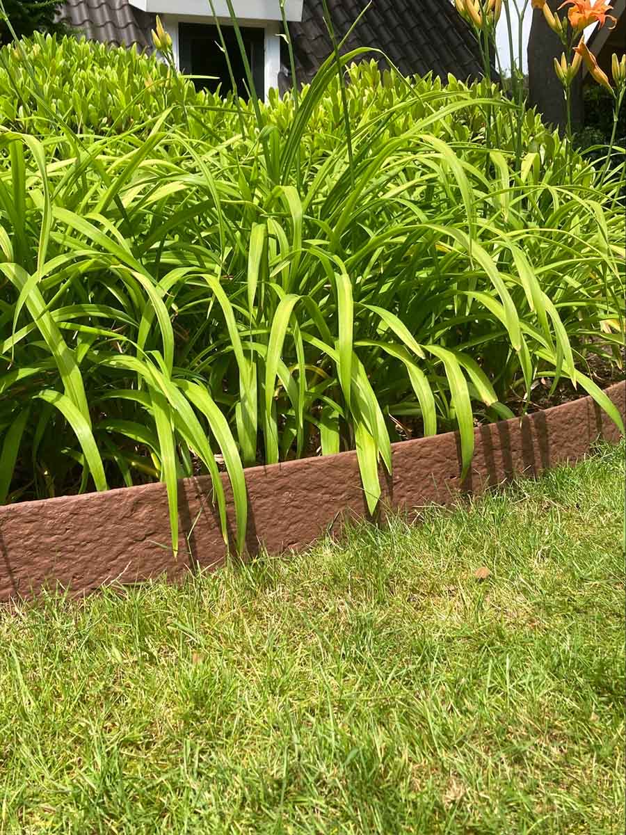Multi-Edge ECO borderrol 20m lengte, 20cm hoogte, kleur bruin - corten aangelegd