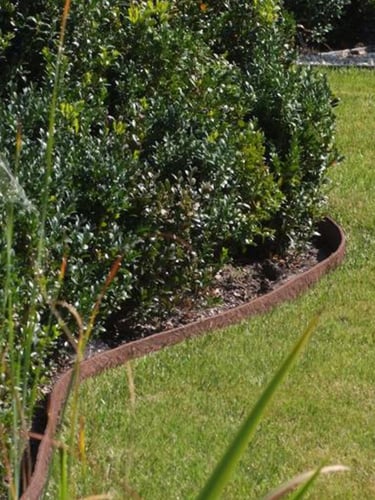 Tuinafboording Ecolat rol bruin aangelegd
